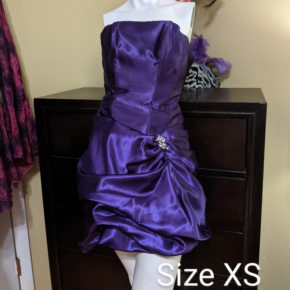 Size XS purple party/holiday dress